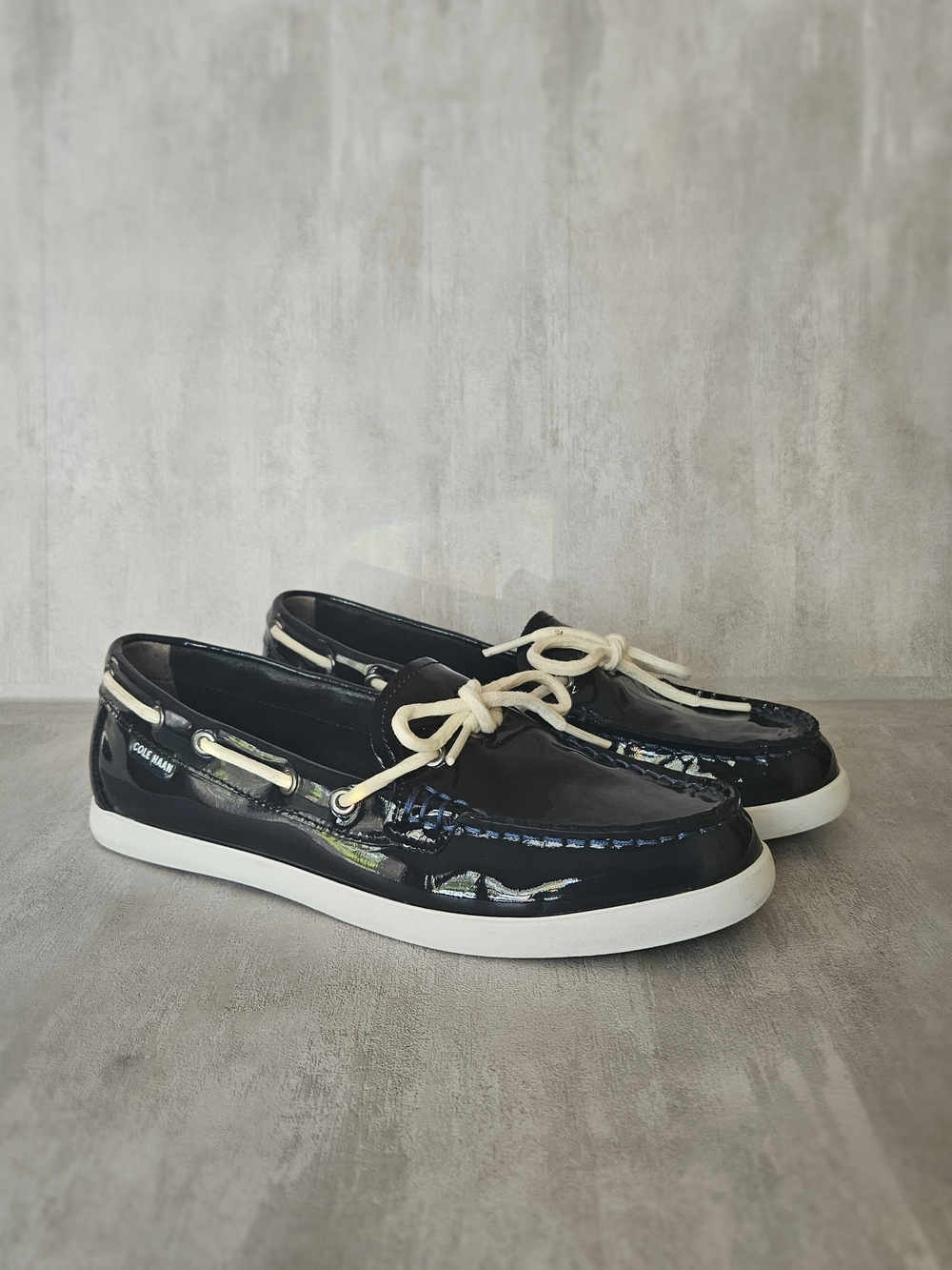 Cole Haan Women's Patent Leather Boat Shoes Loafers Black Size 8 B - Picture 2 of 15